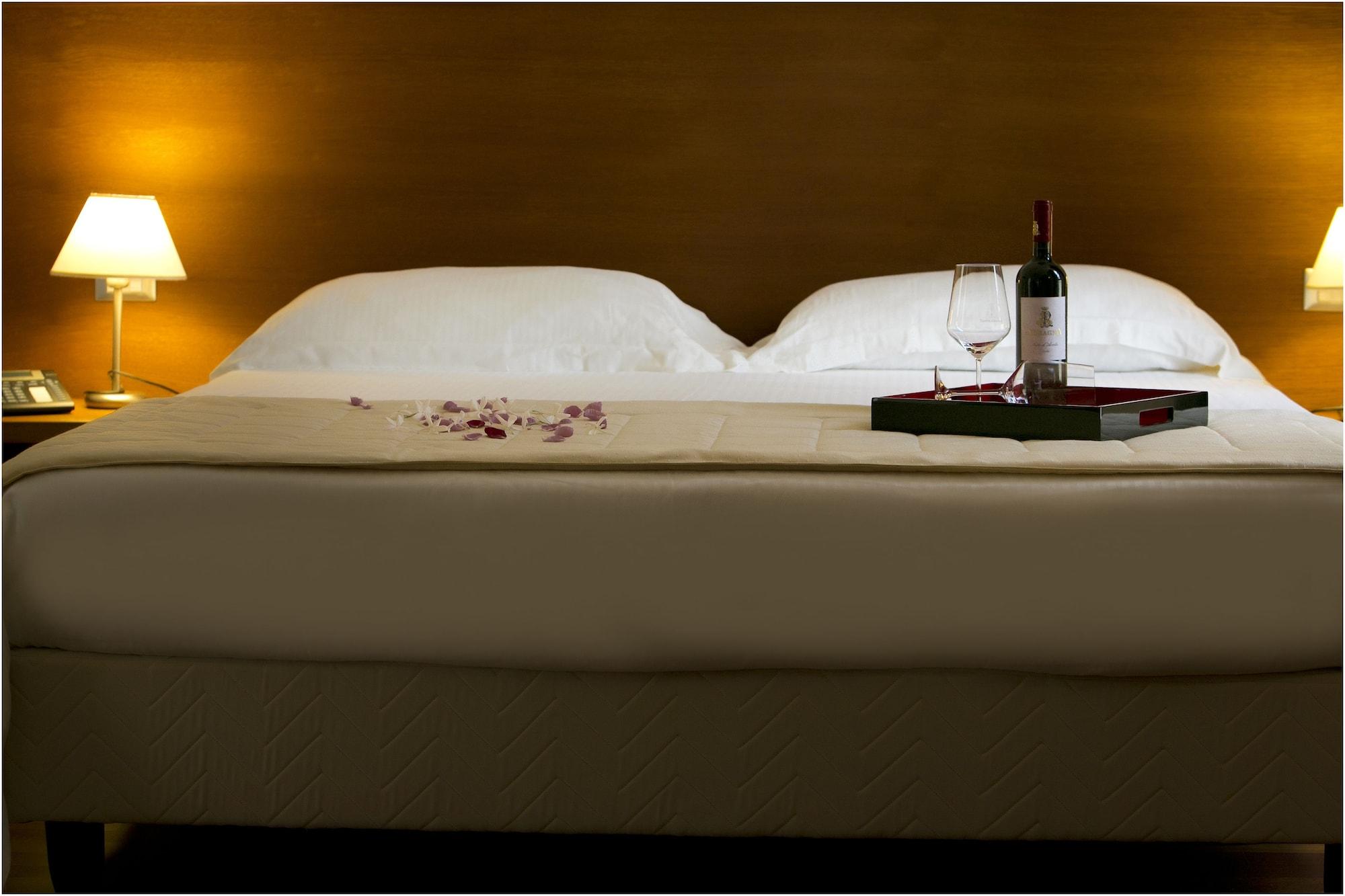 Hotel Tiziano Τράπανι Εξωτερικό φωτογραφία