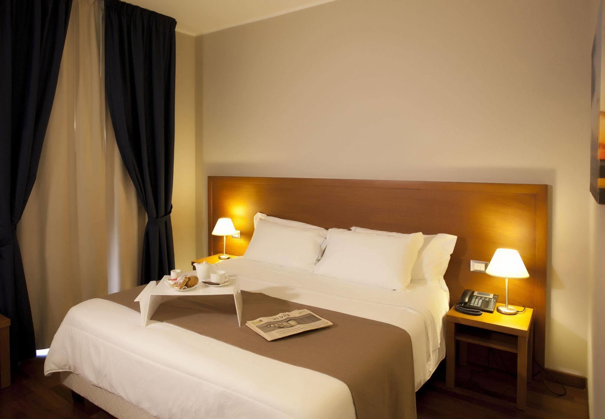 Hotel Tiziano Τράπανι Εξωτερικό φωτογραφία