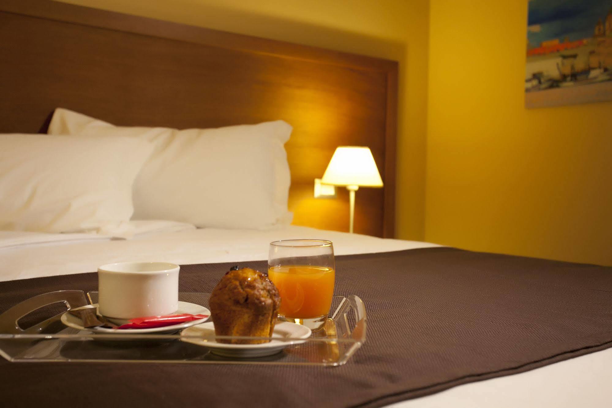 Hotel Tiziano Τράπανι Εξωτερικό φωτογραφία
